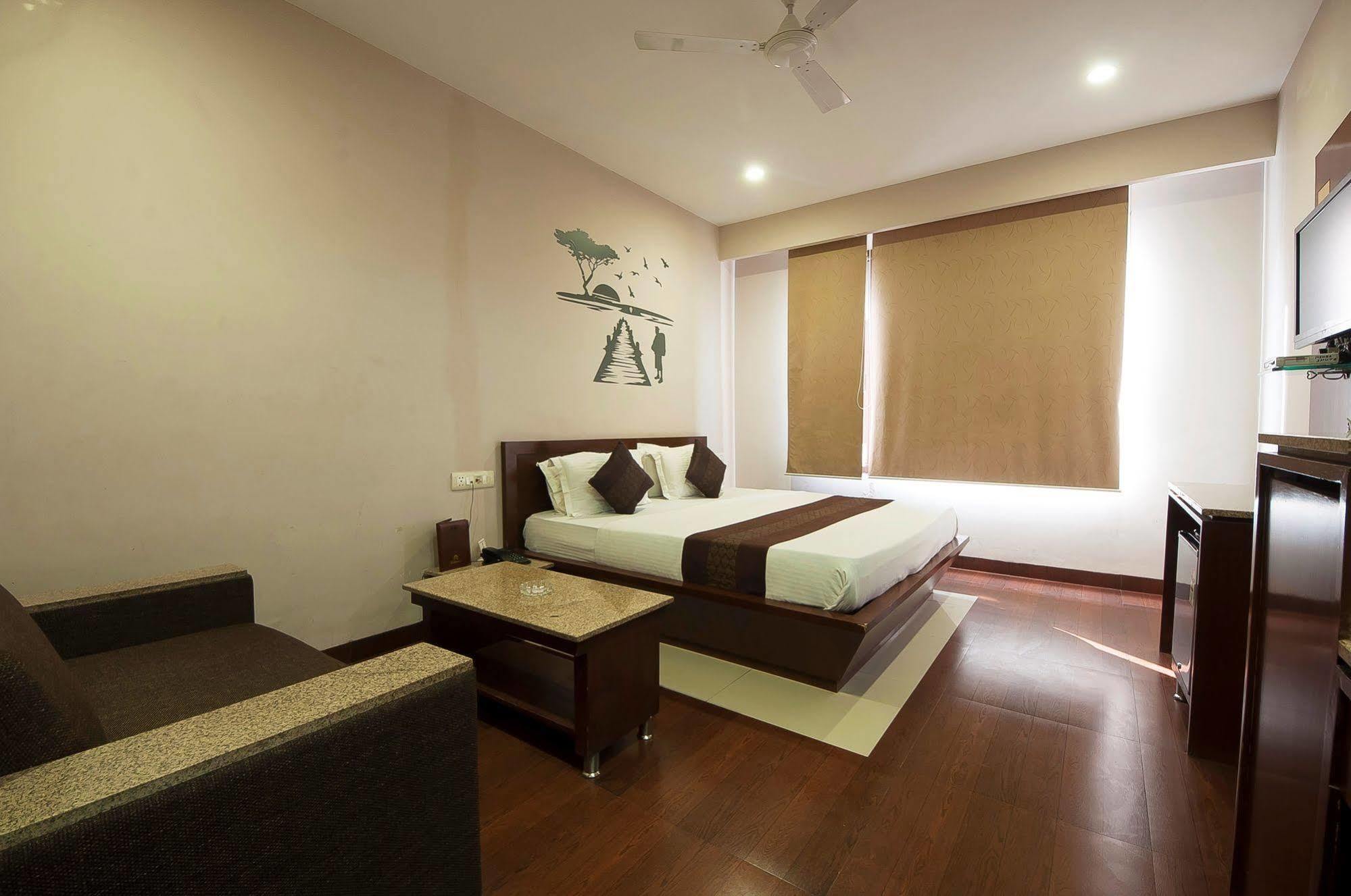 Fabhotel Basera Амритсар Экстерьер фото